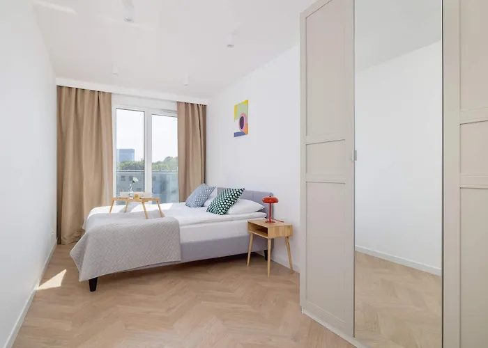 Διαμέρισμα Sloneczna Comfy With Balcony & Parking By Renters Κατοβίτσε
